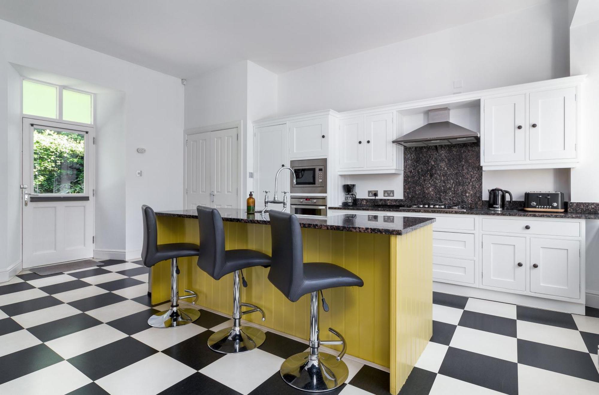 Westwood Cottage ดันดี ภายนอก รูปภาพ